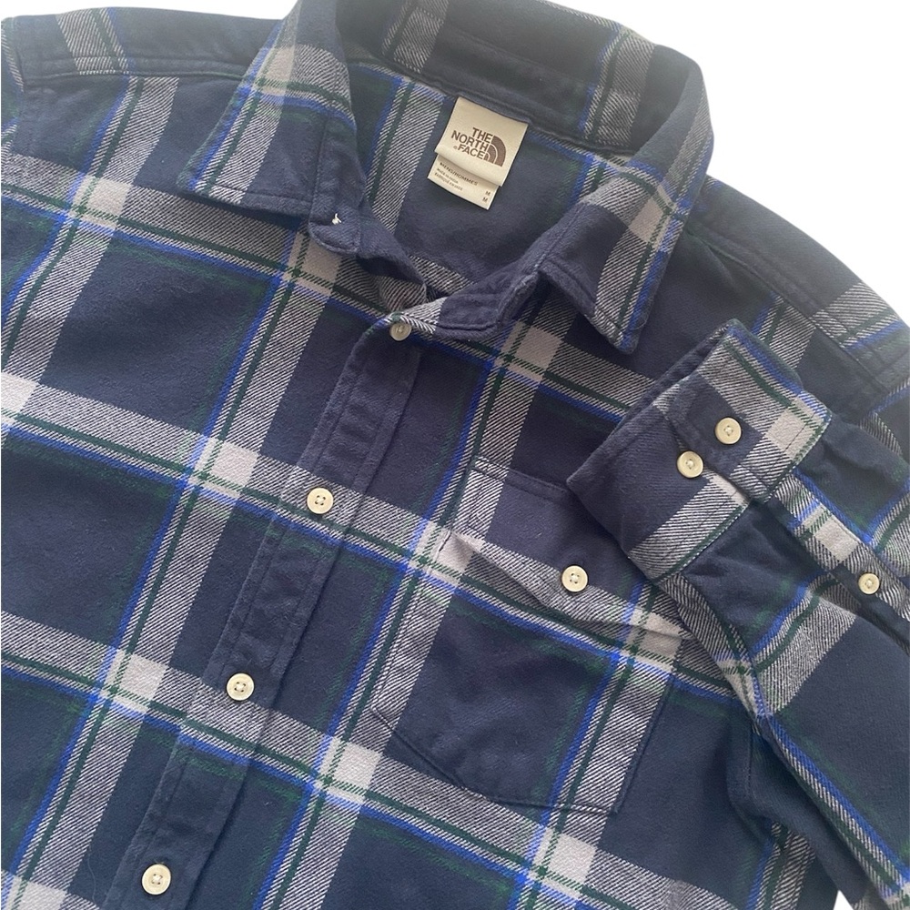 The North Face Men's Navy and Green Plaid Heavy Flannel Long Sleeve Button Shirt